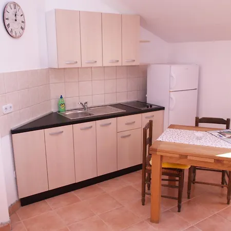 Apartmán Pag 13329d