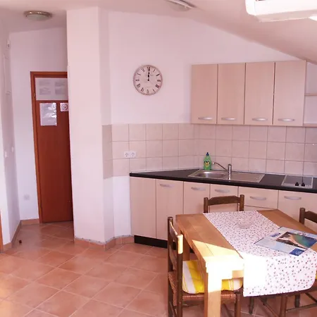Apartmán Pag 13329d